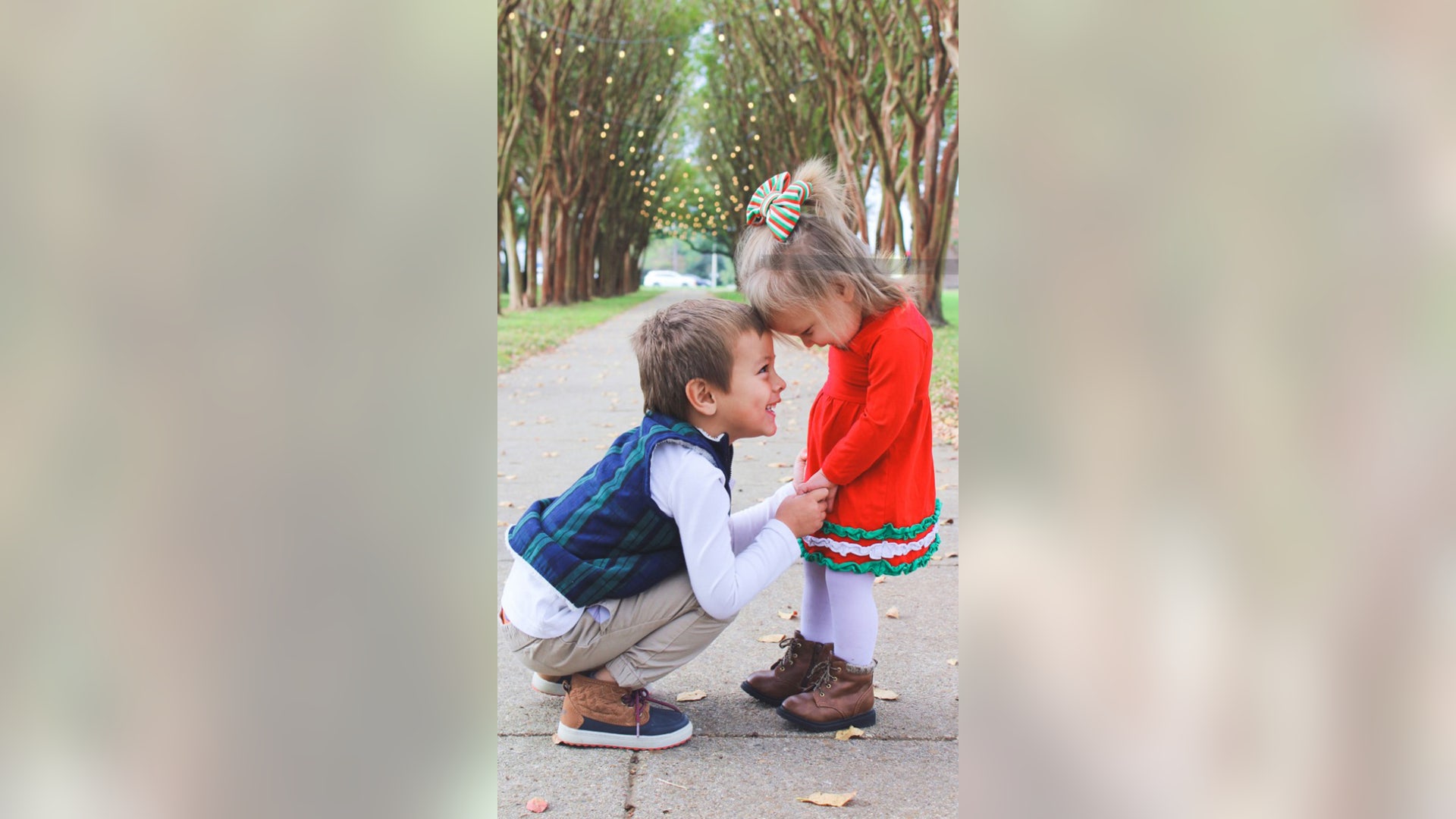 Hello Fox News… My granddaughter, Cheyanne took this pic of her niece and nephew for her sisters surprise photo setting of her children. This one is perfect. Merry Christmas and Happy New Year from Louisiana. Ryland and Isabella Jennings.