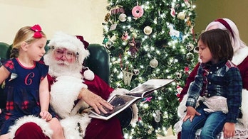 America Together: ӣ����Ƶ fans show us how they're spreading joy this Christmas season