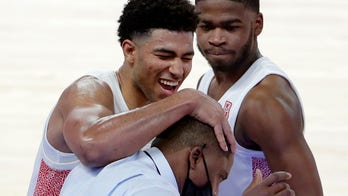 Houston's entire men's college hoops team tests positive for COVID-19