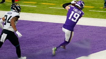 Vikings outlast error-prone Jags 27-24 on Bailey's OT kick