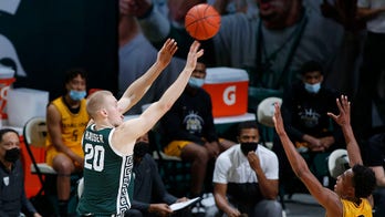 No. 4 Michigan State stays unbeaten, tops Oakland 109-91