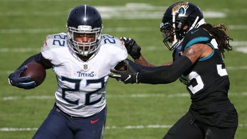Henry runs wild, Titans hand Jags 12th straight loss, 31-10