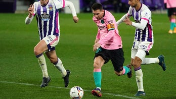 Messi floats future US move, immediate Barça plans unclear