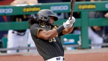Pirates trade slugger Josh Bell to Nationals