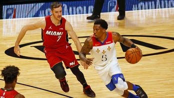 Spoelstra stays perfect on Christmas, Heat beat Pels 111-98