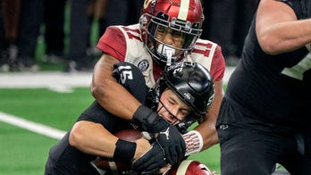 Facing Florida in bowl, Oklahoma defense sees an opportunity