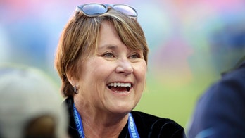 Titans' ownership staying in Adams family