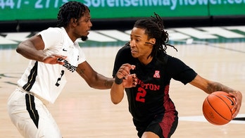 Marcus Sasser, Caleb Mills lead No. 6 Houston past UCF 63-54