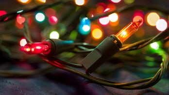 Hanging lights on the Christmas tree: Should you try stringing them vertically this year?