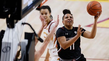 No. 1 South Carolina rolls past No. 23 Iowa State, 83-65