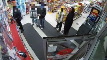 St. Louis sheriff's deputy struck with own baton after telling store customer to wear mask