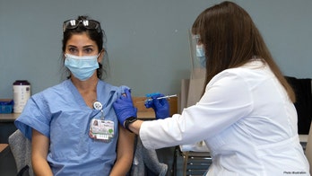 CDC confirms COVID-19 vaccine allergic reactions, issues new guidance