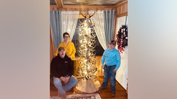 Arkansas man builds Christmas 'tree' out of deer antler sheds: 'I don't plan on ever taking it down'