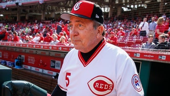76ers fan to give memorabilia back to Johnny Bench