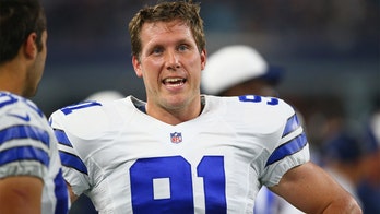 Cowboys' Canadian-born long snapper receivers letter from Trudeau as record-breaking mark nears