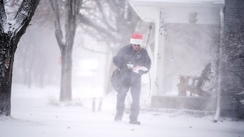 Midwest sees powerful snowstorm, extreme cold ahead of Christmas Day