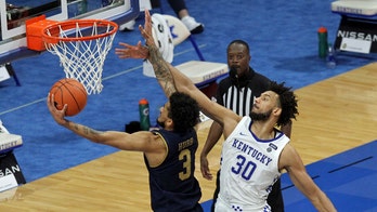 Laszewski, Irish hold on for first win at Kentucky, 64-63