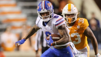 No. 6 Florida runs past Tennessee 31-19