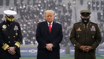 Trump cheered ahead of coin toss at Army-Navy game