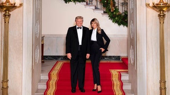 In official Christmas portrait, Melania Trump sports high-waisted pantsuit