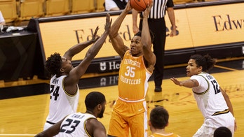 No. 7 Tennessee routs No. 12 Missouri 73-53 in SEC opener