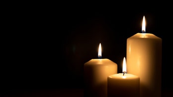 Amid coronavirus pandemic, US drug overdose deaths top record high, CDC says