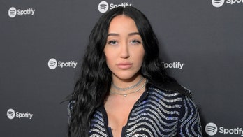Noah Cyrus apologizes after using 'racist' term to defend Harry Styles: 'I am mortified'