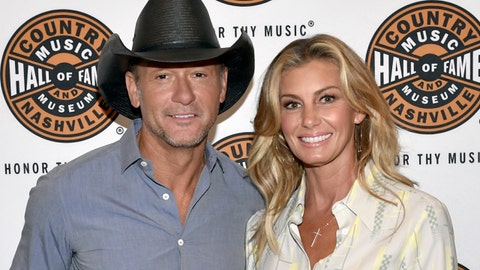 Tim McGraw shares photo from his &lsquo;Game of Thrones&rsquo;-themed dinner with wife Faith Hill and their kids