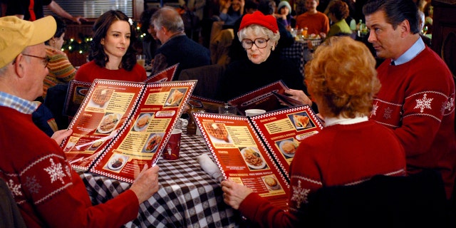 Tina Fey, Elaine Stritch and Alec Baldwin in "30 Rock." (Nicole Rivelli/NBCU Photo Bank/NBCUniversal via Getty Images)