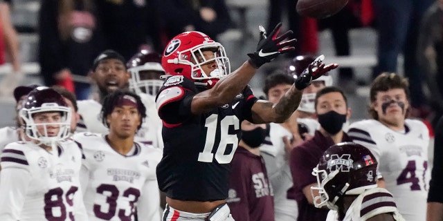 Georgia wide receiver Demetris Robertson (16) makes a catch during the second half of the team's NCAA college football game against Mississippi State, Saturday, Nov. 21, 2020, in Athens, Ga. (AP Photo/Brynn Anderson)