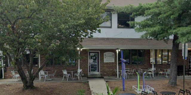 Evelyn’s in Annapolis, Md. La settimana scorsa, an anonymous regular left a $ 2,020 tip for two servers at the breakfast and brunch café.