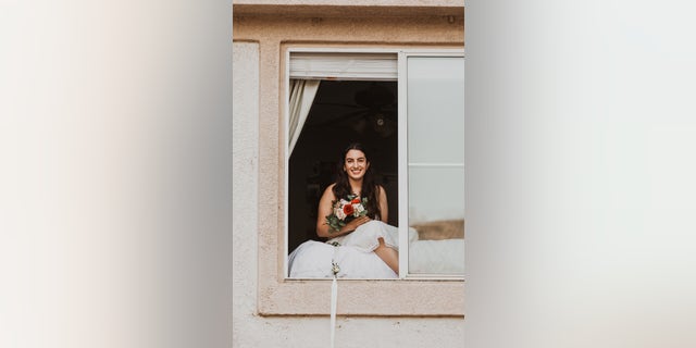 Just three days before their wedding, Lauren tested positive for the coronavirus.