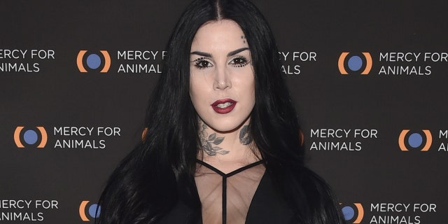 Kat Von D says she’s leaving California part-time due to ‘tyrannical government overreach’