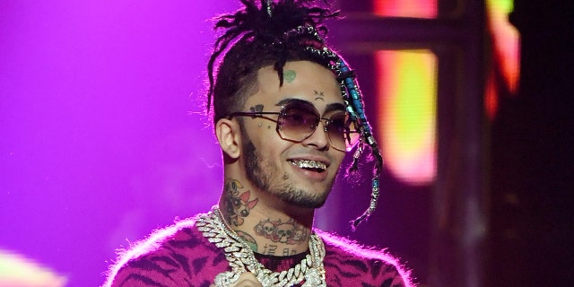 Rapper Lil Pump threatened to leave the United States should Donald Trump lose the election. (图片由伊桑·米勒/盖蒂图片社)
