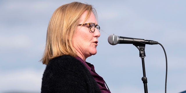 Republican Congressional candidate Michelle Fischbach speaks during a rally for President Donald Trump at the Bemidji Regional Airport on Sept. 18, 2020 in Bemidji, 미네소타.