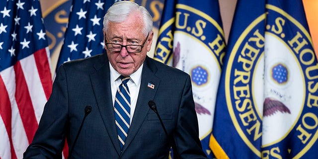 By the current leadership chart, House Majority Leader Steny Hoyer is second in-line to replace Pelosi. (Photo By Bill Clark/CQ-Roll Call, Inc via Getty Images)