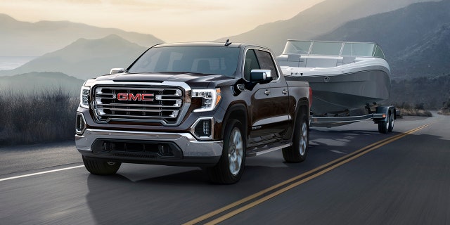 The Sierra 1500 Denali can tow up to