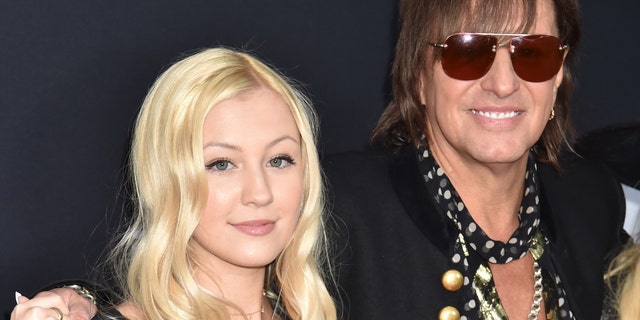 Ava Sambora (L) and her dad Richie Sambora (R) 