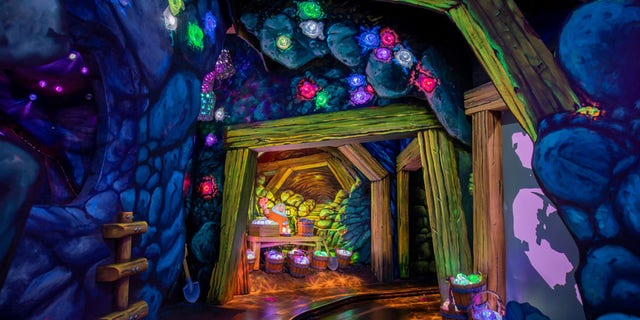 Disneyland's Enchanted Snow White Dream Tour. 