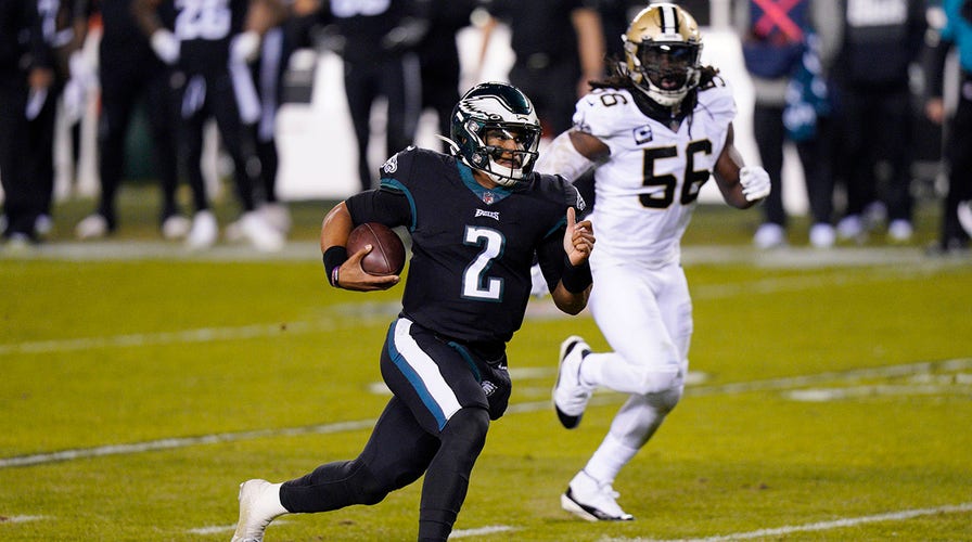 Jalen Hurts helps Eagles beat Saints 24-21