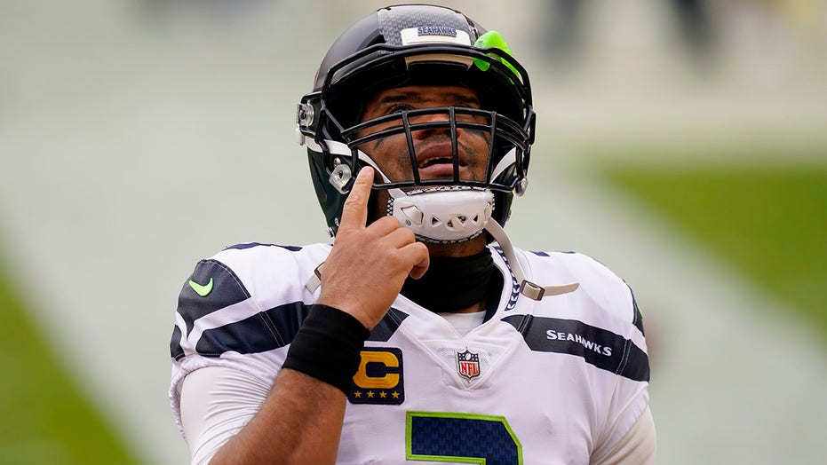 Will Cain tours Tampa ahead of Super Bowl