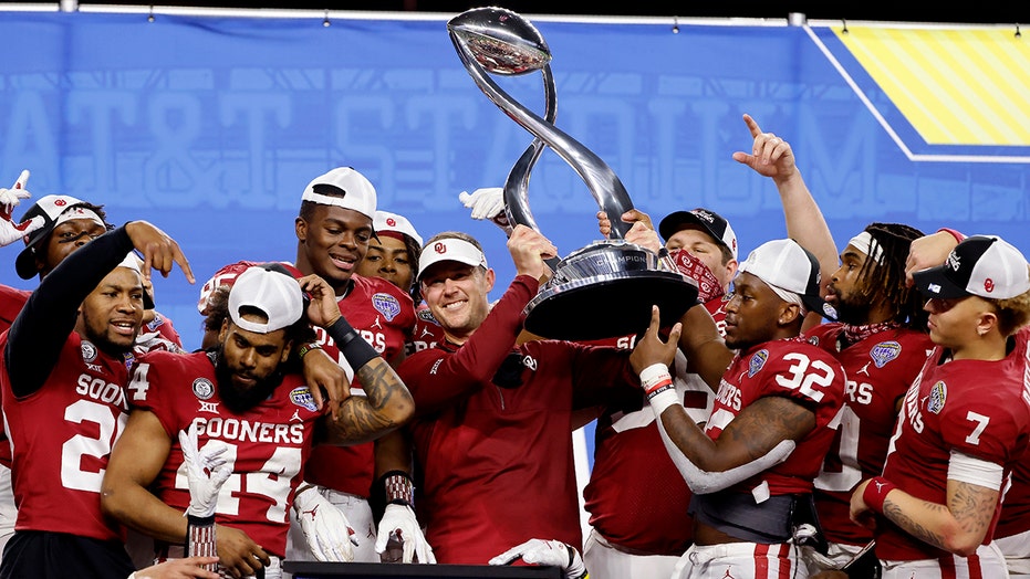 Gators rattled: No. 8 Oklahoma routs Florida in Cotton Bowl | Fox News