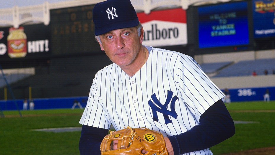 Phil Niekro, Hall of Fame knuckleball pitcher, dead at 81 | Fox News