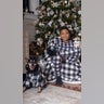 Merry Christmas from Najee and his pet Santana??