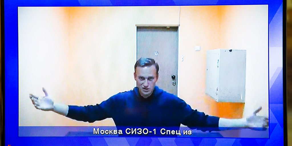 Kremlin critic Alexei Navalny faces new charges - Vimarsana News