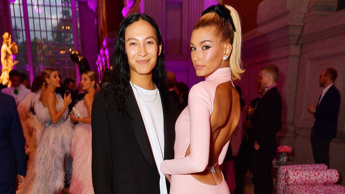 Alexander Wang and Hailey Bieber attend the 2019 Met Gala on May 06, 2019 in New York City. (Matt Winkelmeyer/MG19/Getty Images for The Met Museum/Vogue)