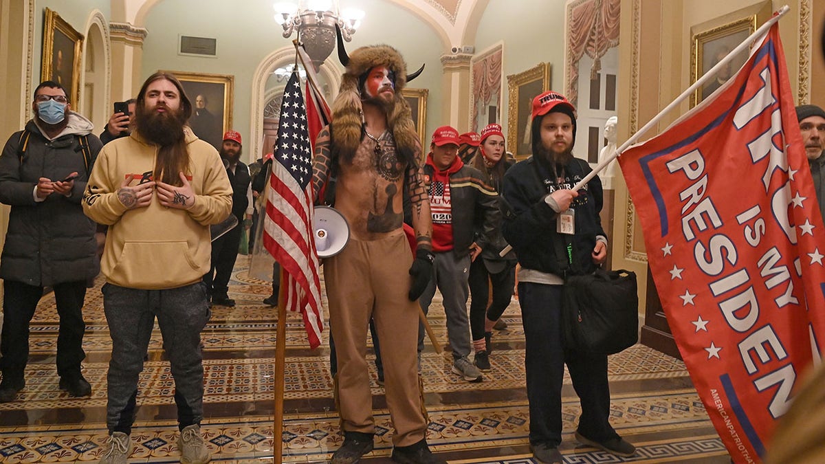 Trump supporters enter Capitol