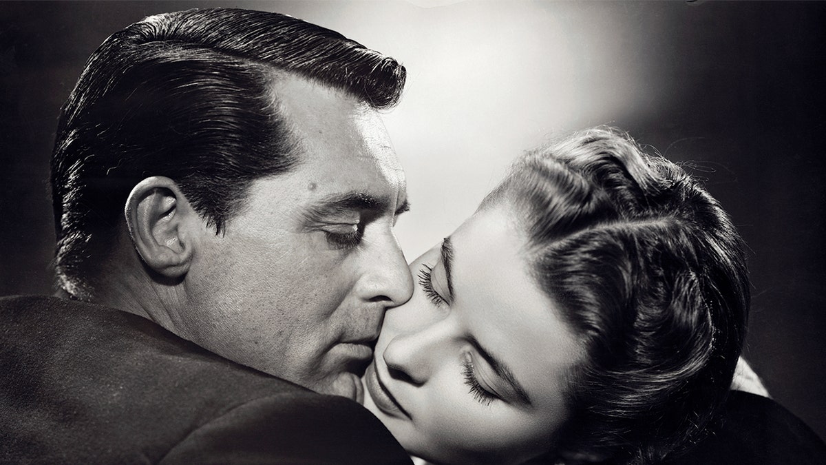 Cary Grant and Ingrid Bergman in the film Notorious, directed by Alfred Hitchcock.