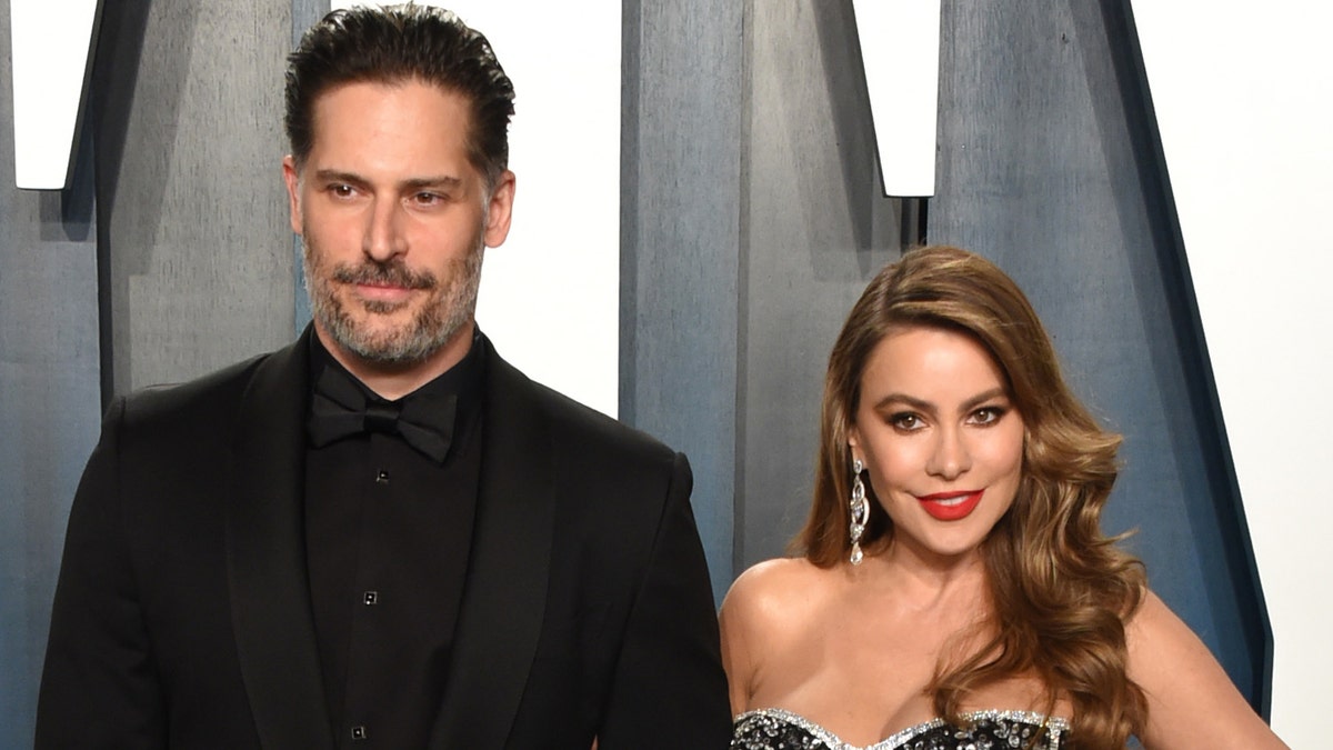 Sofia Vergara wears strapless gown to Oscars party with Joe Manganiello