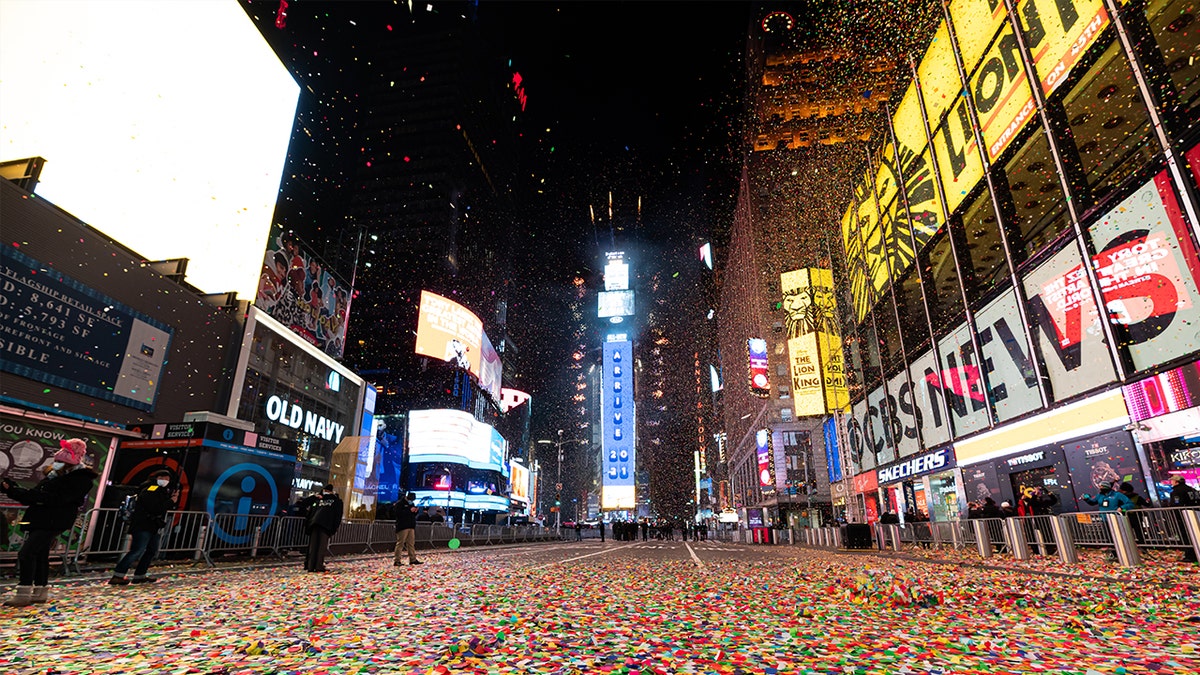 A view of fireworks and confetti during the countdown at the 2021 New Year's Eve celebration in Times Square on December 31, 2020 in New York City. (Noam Galai/Getty Images)